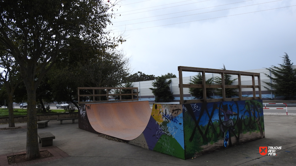 Bairro da Cruz Vermelha skatepark